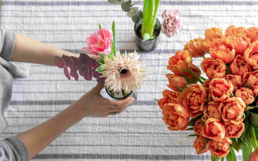 The Blossoming Gift: Discover the Benefits of Choosing Fresh Flower Hand Bouquets